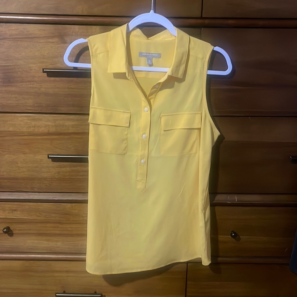 Banana Republic sleeveless blouse